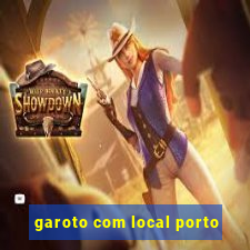 garoto com local porto